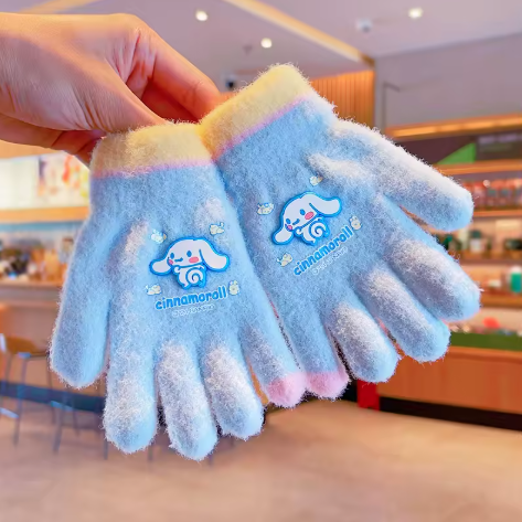 Sanrio Character Soft Winter Gloves